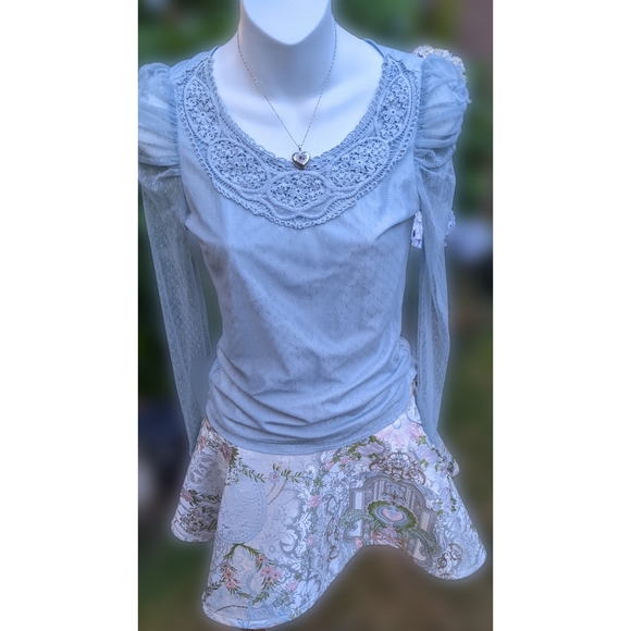 Lace blouse sheer gathered puff shoulder sleeves - Picture 4 of 10